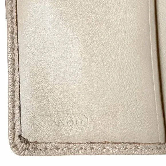 Coach Leather Wallet, Beige, Vintage - Picture 8 of 9